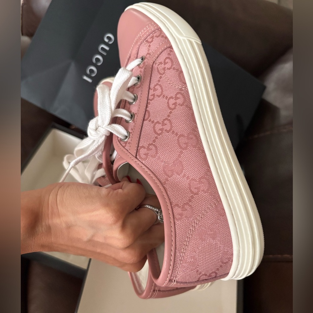 Women’s Gucci Pink Low-Top Fashion Sneakers - Picture 3 of 5